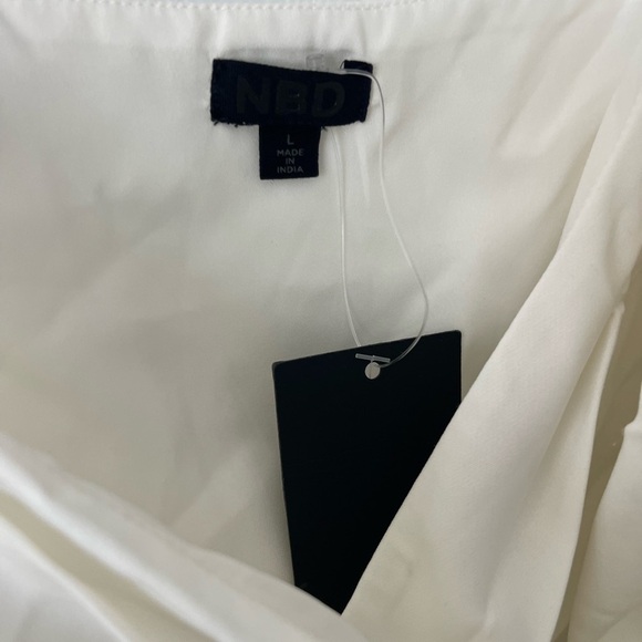 NBD Julina Crystal Embellished Top in Ivory & Silver Wrap Style Pleated Size L - Picture 10 of 14